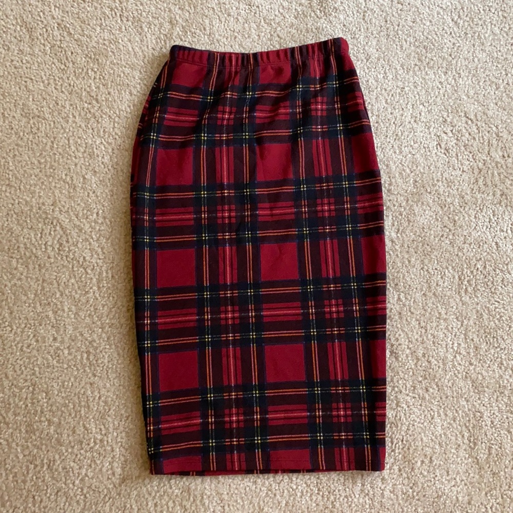 Plaid pencil skirt